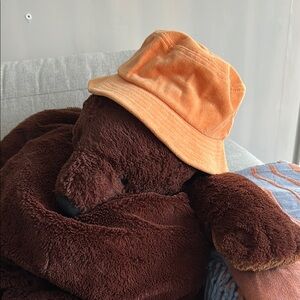 UO TERRY FUZZY Orange Bucket Hat